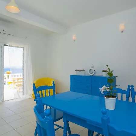 Lav Villa *